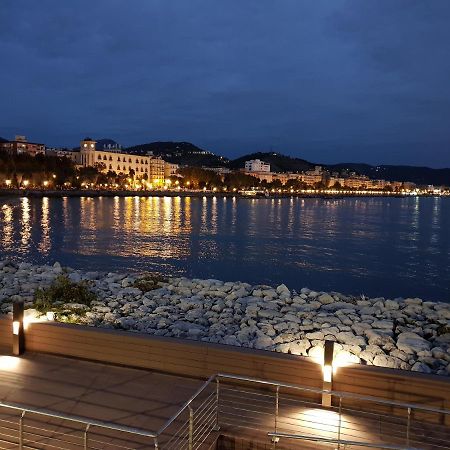 Il Rubino Holiday House Salerno Kültér fotó